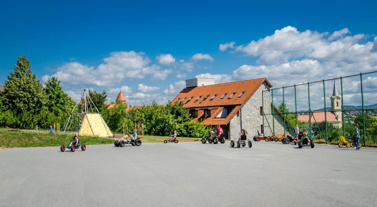 Kolping Family Resort Hévíz Exterior foto