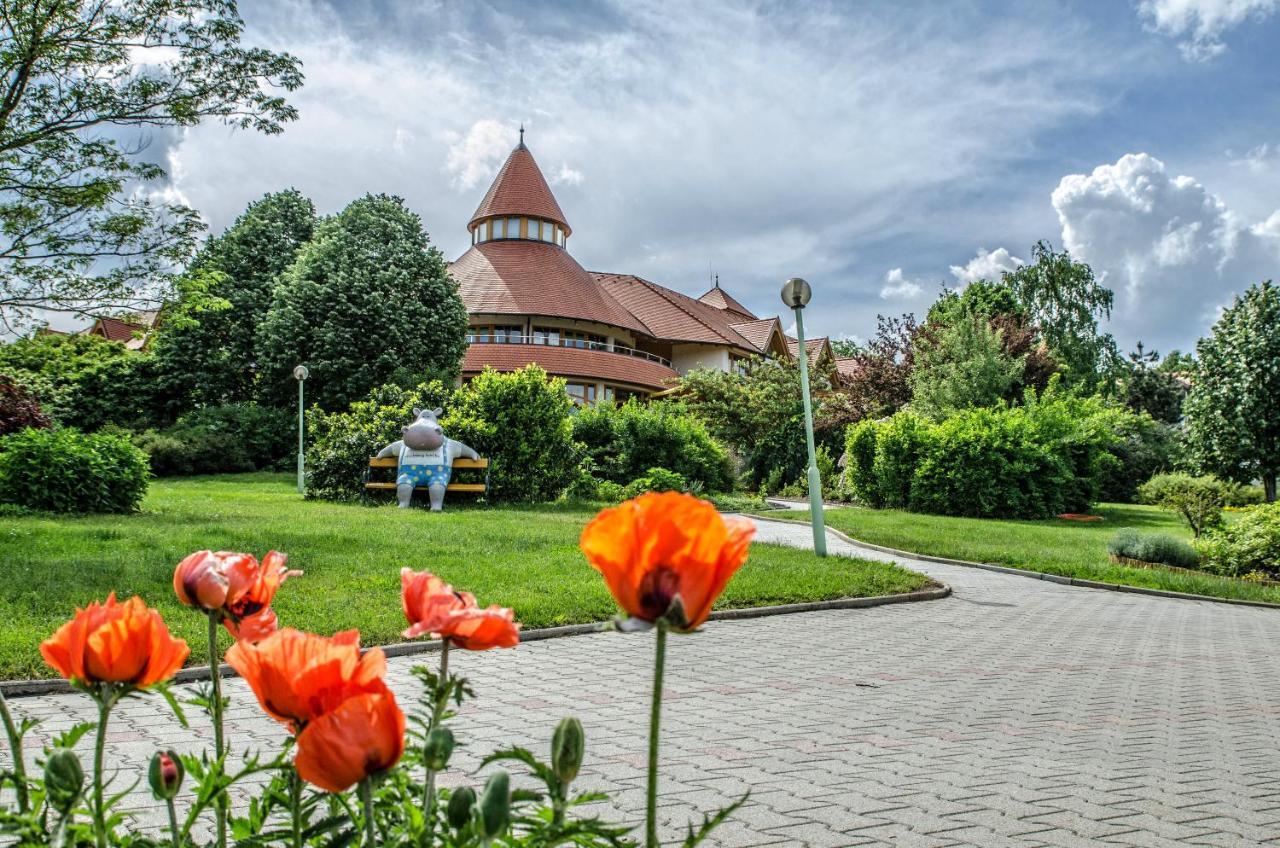 Kolping Family Resort Hévíz Exterior foto